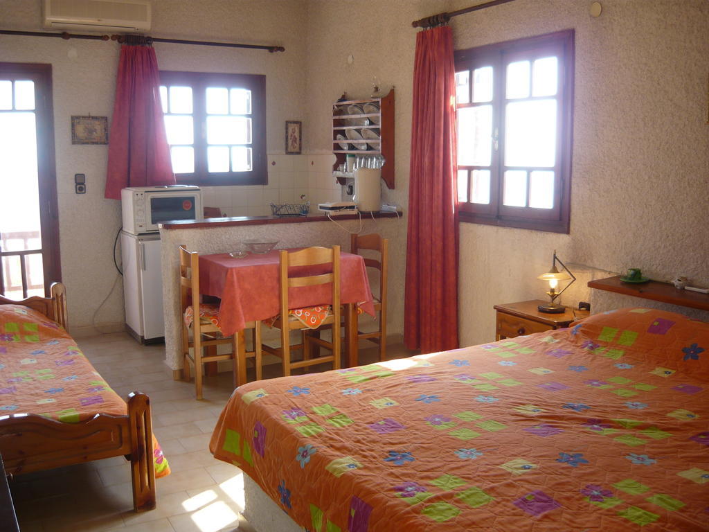 Villa Victoria Makrýgialos Cameră foto